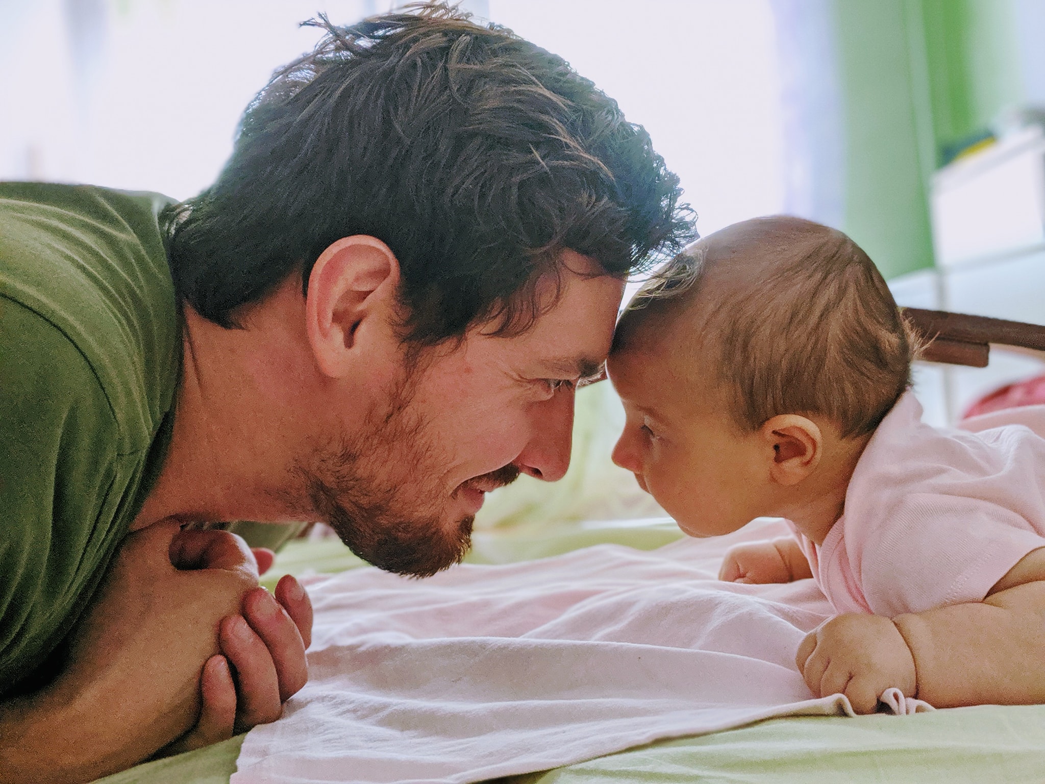 Батьківство - це не «допомагати дружині», а бути батьком своєї дитини